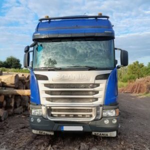 foto 6x6 les Scania+ klaničák návěs souprava odvozní kulatina dřevo