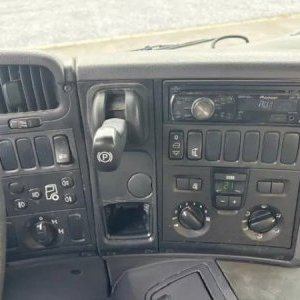 foto 6x4 Eur5 Scania valník + HR