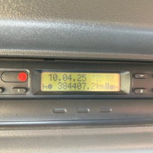 foto valník plachta+roleta Scania P230
